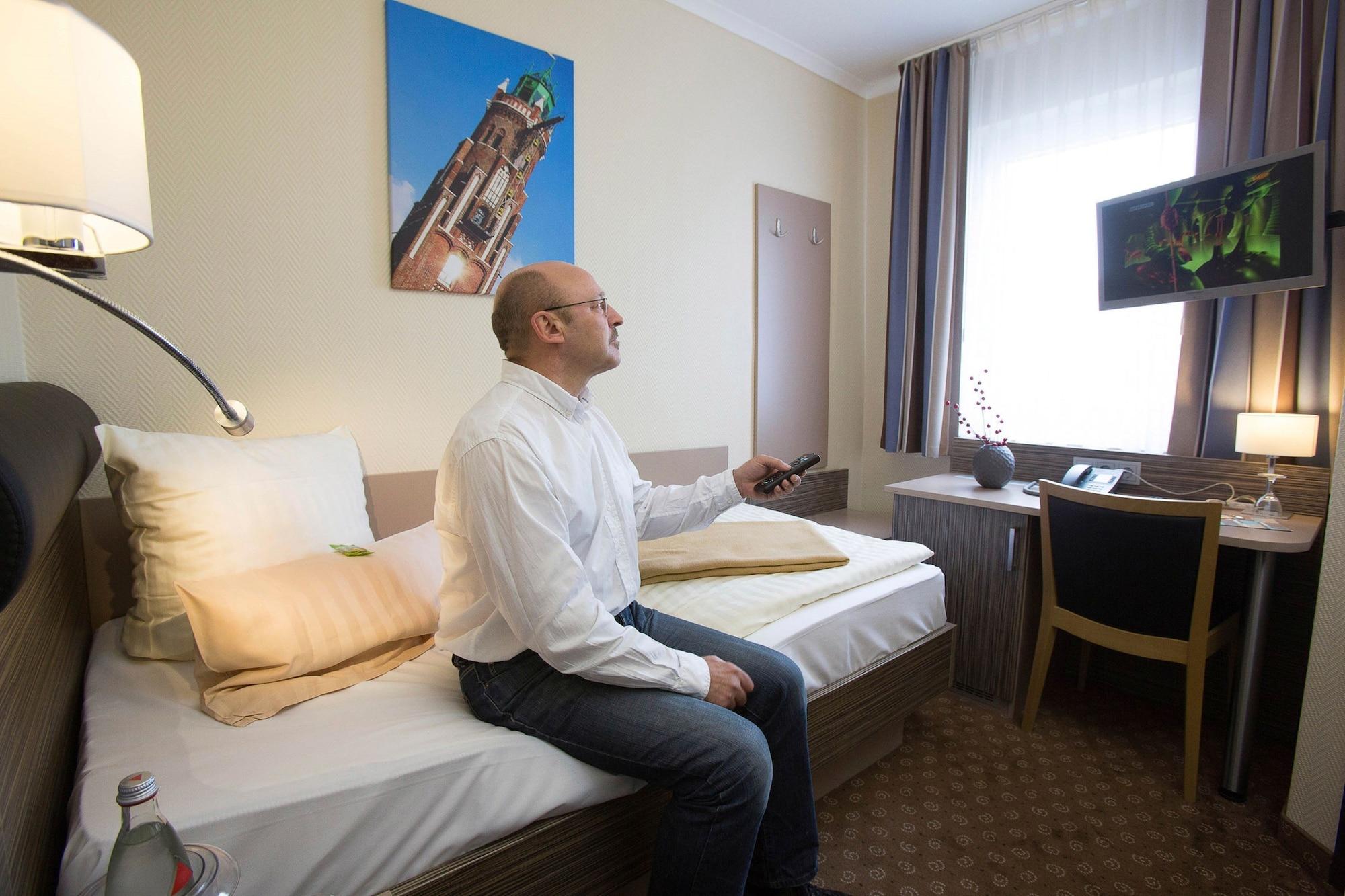 City Hotel Бремерхафен Экстерьер фото